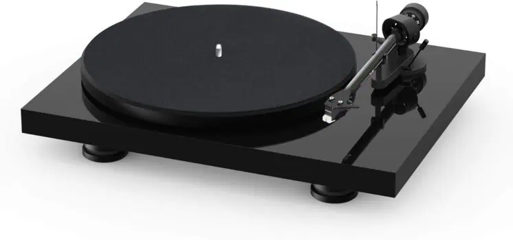 Pro-Ject Debut Carbon EVO turntable